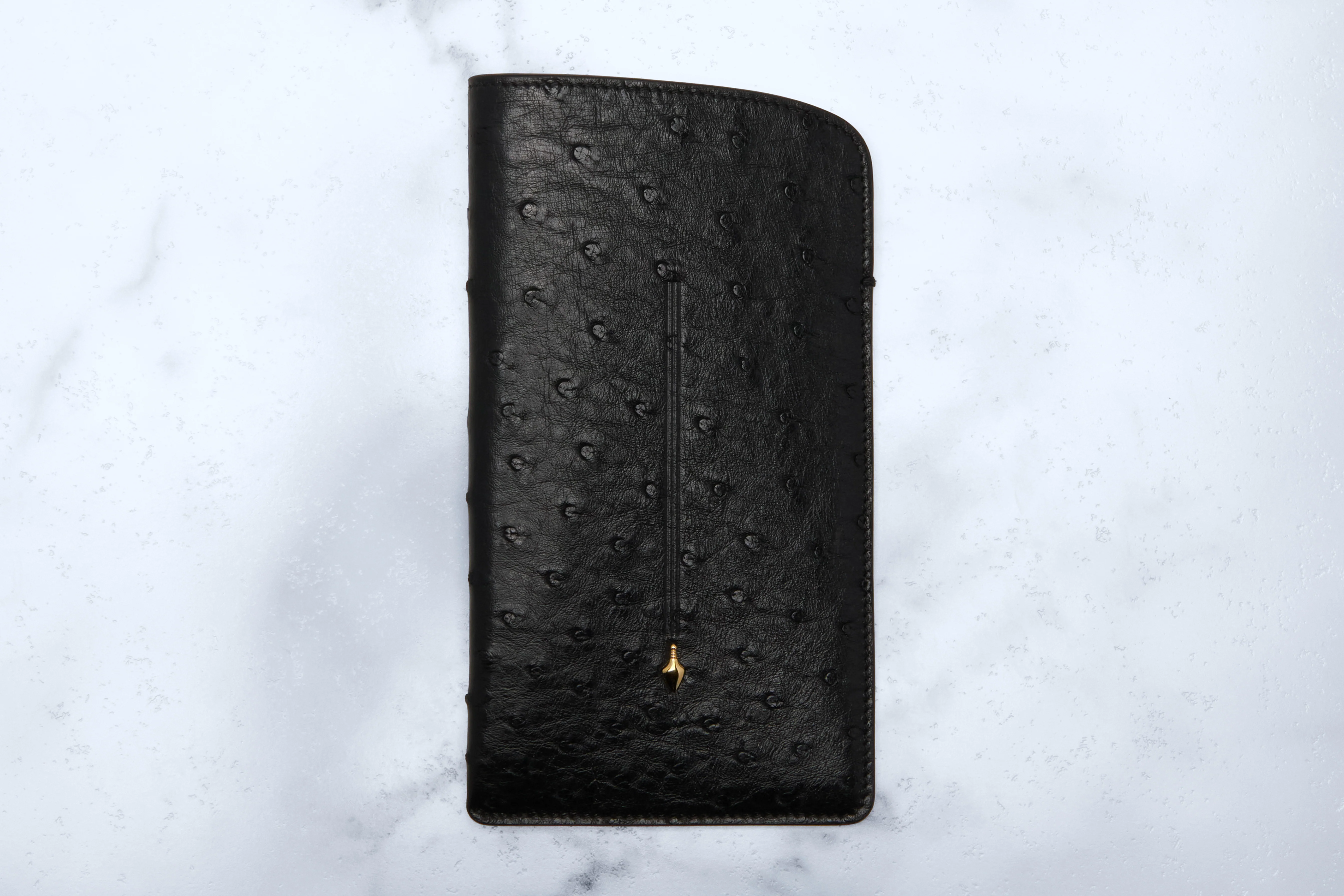 769-black-ostrich-black-ostrich-variation-1.webp CIRCA SLIP CASE - OSTRICH